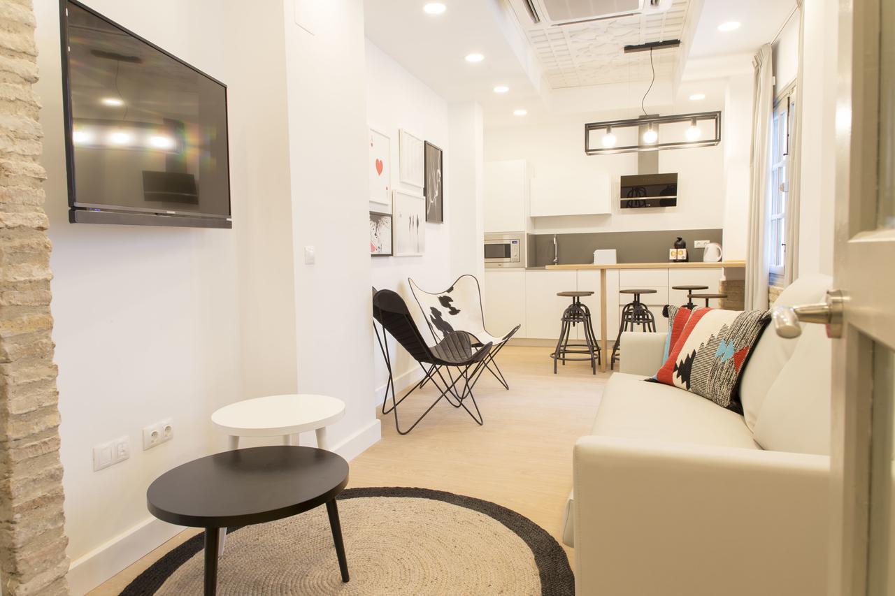 Ninesuites Sevilla Bagian luar foto