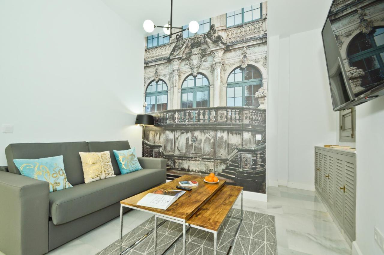 Ninesuites Sevilla Bagian luar foto