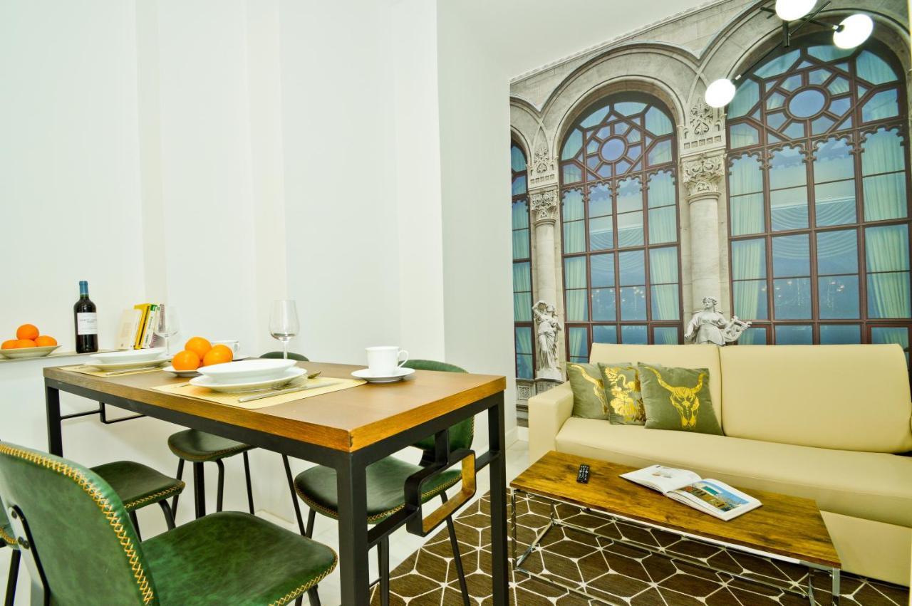 Ninesuites Sevilla Bagian luar foto