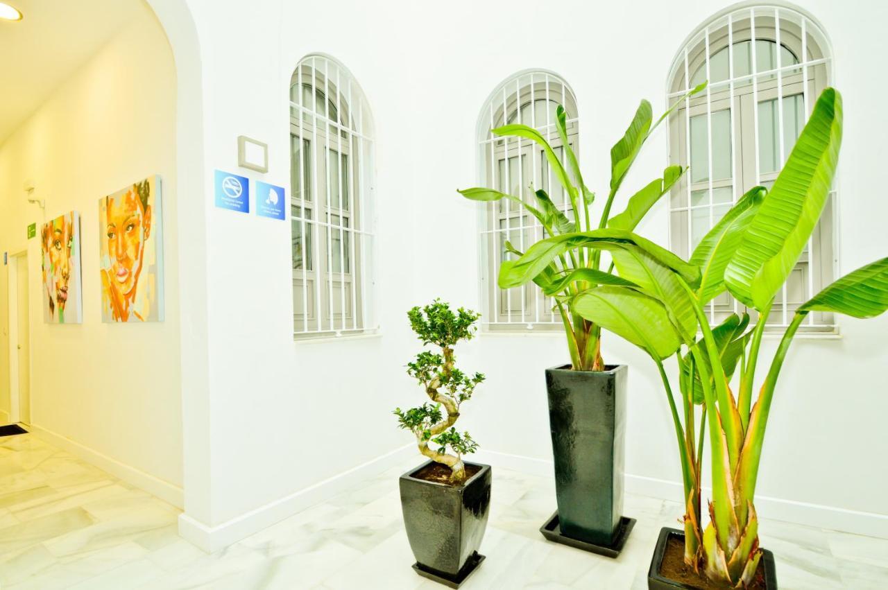 Ninesuites Sevilla Bagian luar foto